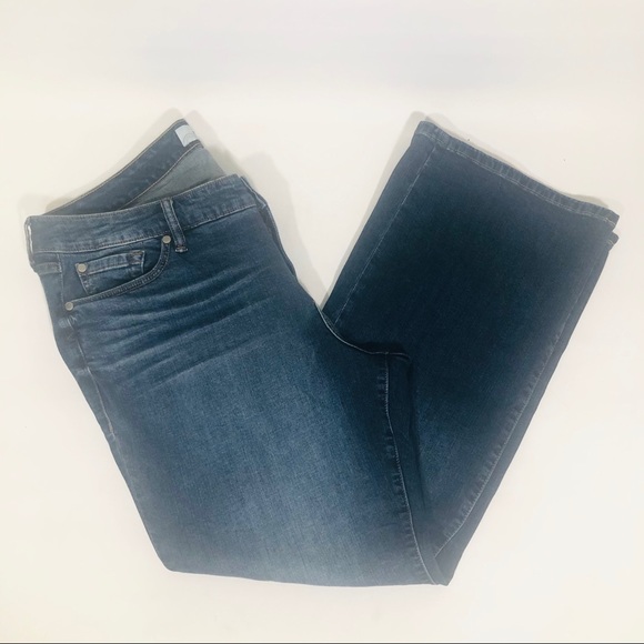 Torrid Slim Bootcut Blue Jeans size 20S - Picture 7 of 7